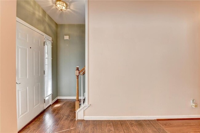Building Photo - 3426 Town Square Dr NW