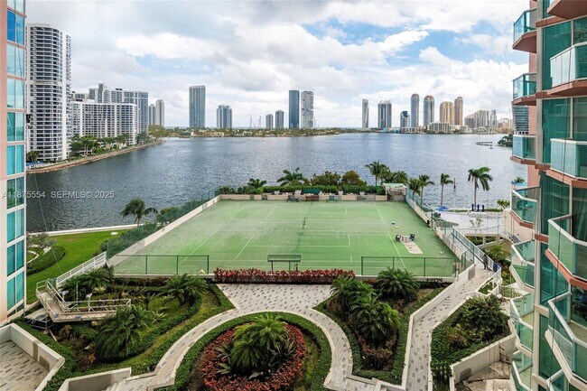 Building Photo - 3370 Hidden Bay Dr