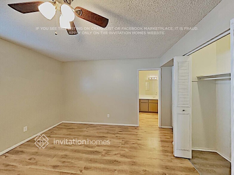 Building Photo - 4206 W Eva St