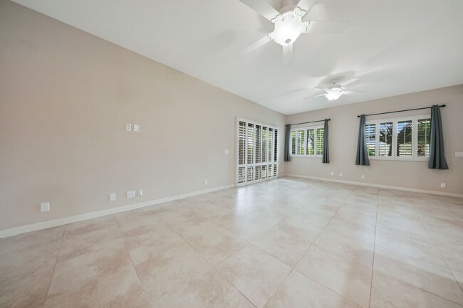 Building Photo - 73895 Saquaro Ct