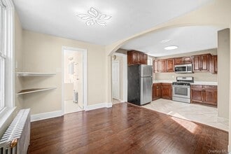 Building Photo - 156 Beech St