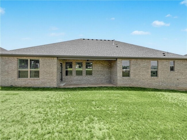 Building Photo - 7962 Teton Trl Ave