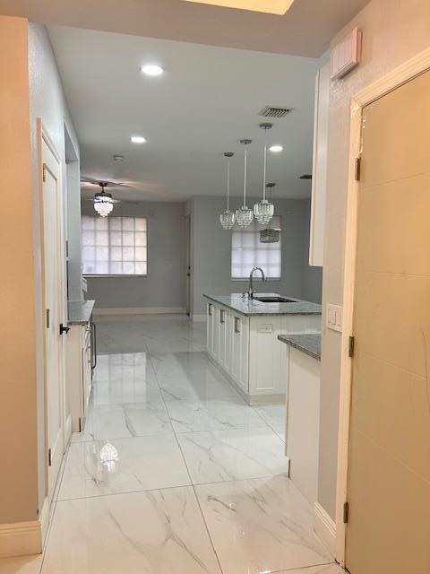 Building Photo - 1305 Lucaya Dr