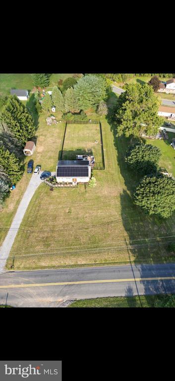 Building Photo - 1145 Highland Dr