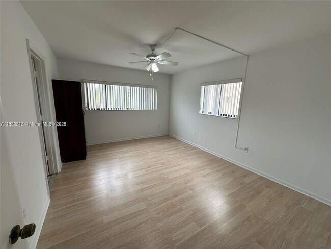 Building Photo - 8700 SW 133rd Ave