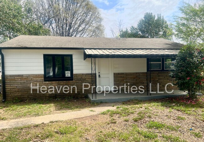 Building Photo - 2531 Crispin Ave