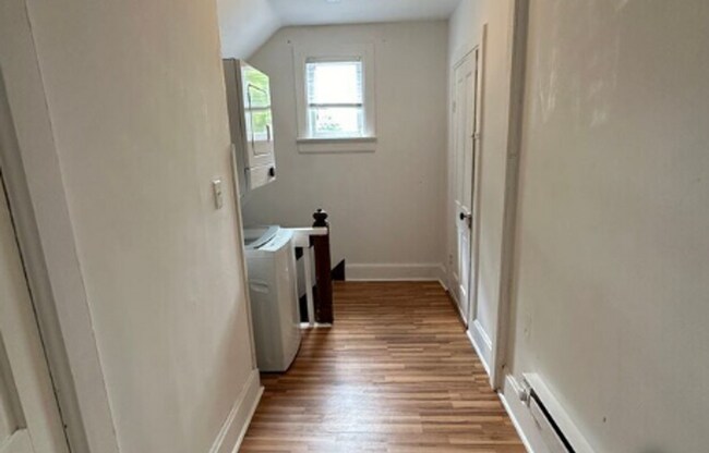 Building Photo - 1302 Mississippi St