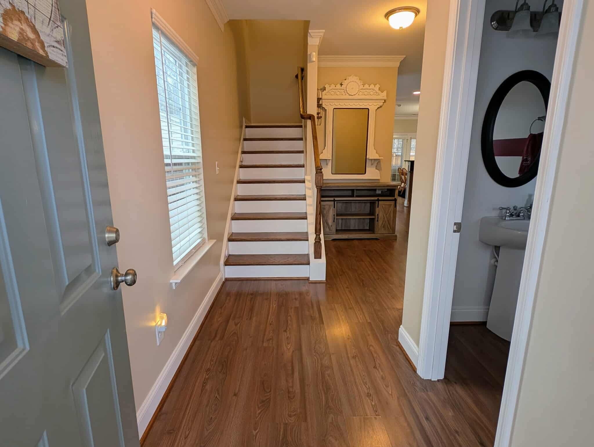 Building Photo - 400 Laurel Leaf Dr