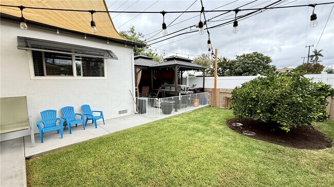 Building Photo - 6472 Brown Cir