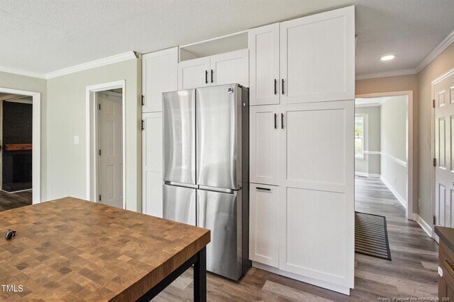 Building Photo - 7713 Charring Cross Ln