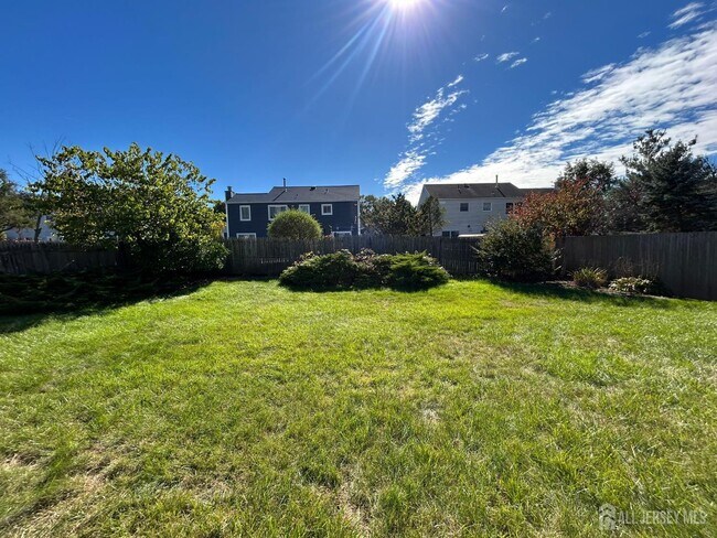 Building Photo - 34 Stonewall Dr