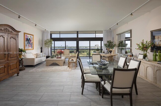 Building Photo - 2450 Presidential Way