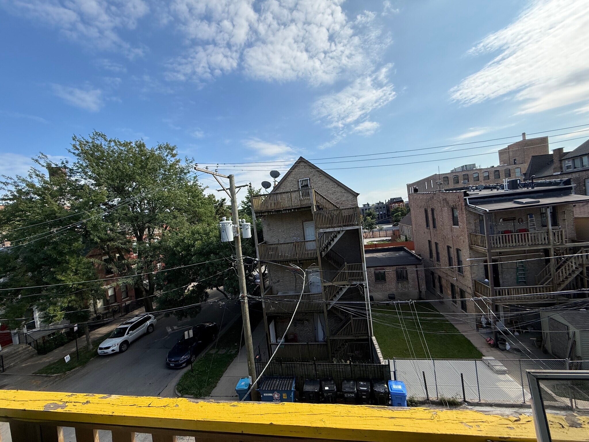 Balcony View - 901 W 19th St