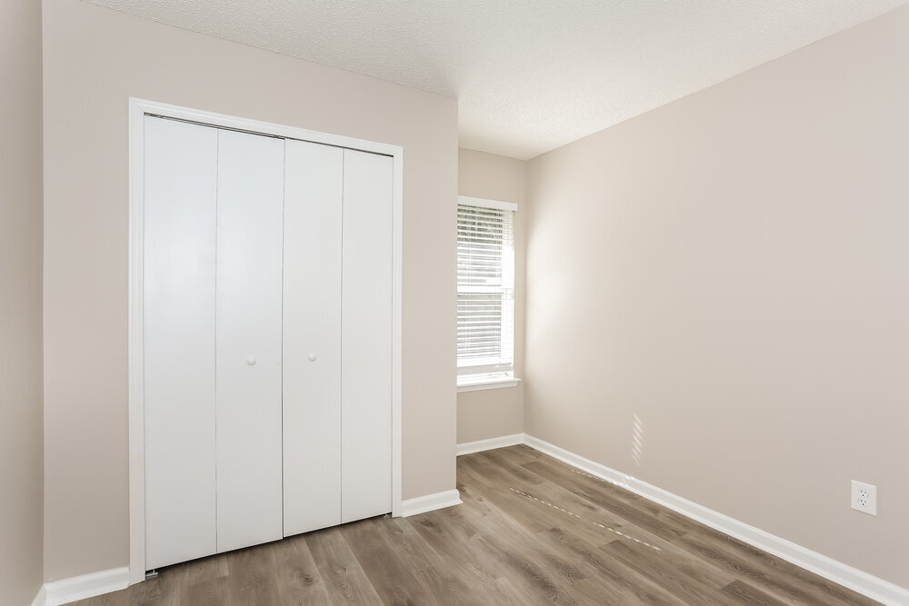 Building Photo - 3014 Caroline Crest Dr E