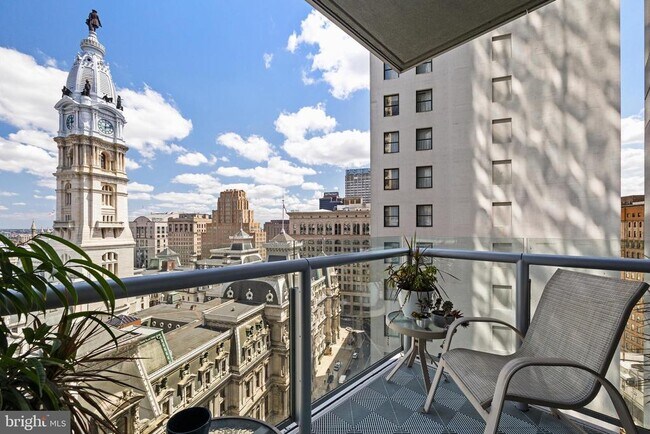 Building Photo - 1414 S Penn Square