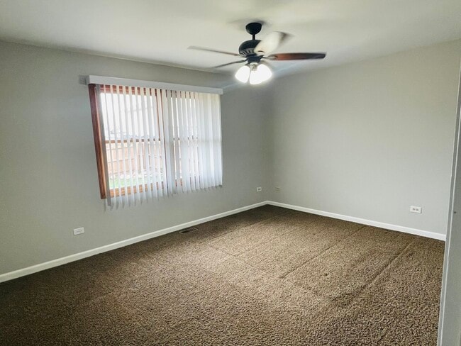 Building Photo - 6906 Townsend Blvd