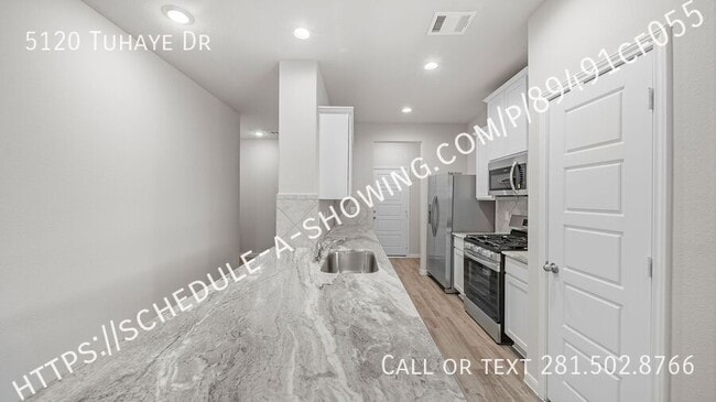 Building Photo - 5120 Tuhaye Dr