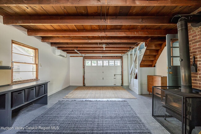 Building Photo - 37 Harry Howard Ave
