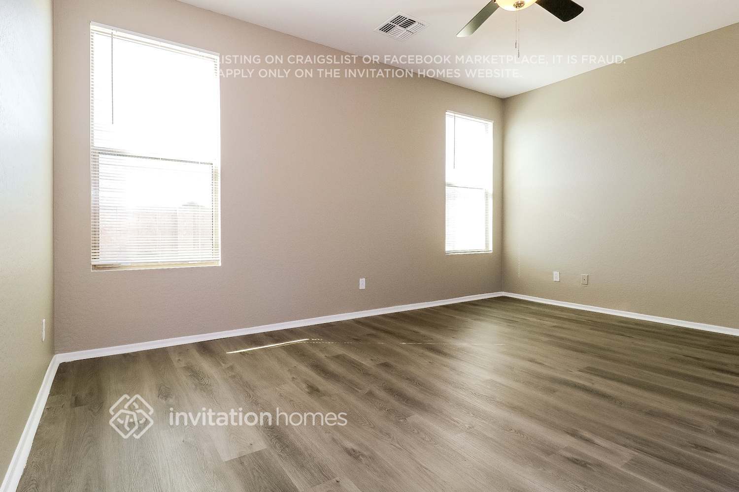 Building Photo - 7004 S 30th Ln