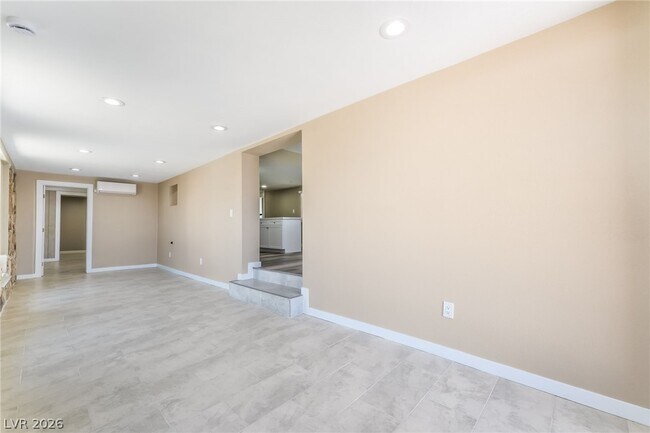 Building Photo - 5402 Tahoe Dr