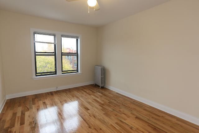 Building Photo - 4856 N Damen