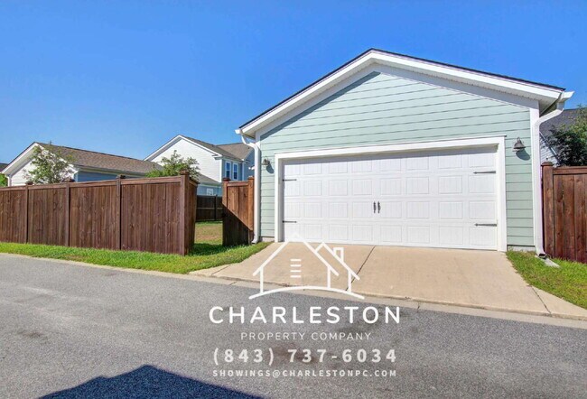 Building Photo - 612 Heartwood Ln