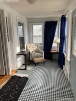 Building Photo - 40 Bellvale St