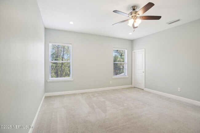 Building Photo - 439 Pelican Pointe Rd