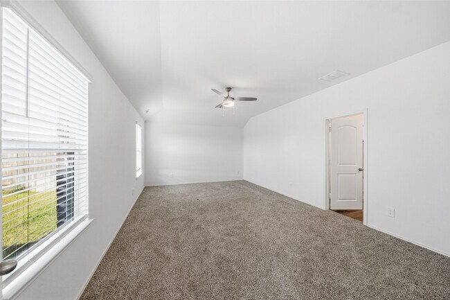 Building Photo - 6015 Mocha Palms Dr