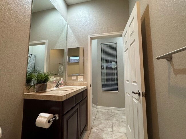 Building Photo - Furnished 3BR Laughlin Ranch Pool Home with Entertainer's Patio in gated Golf Community includes ...