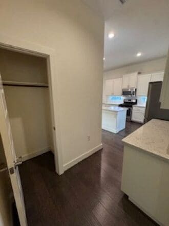 Building Photo - 12103 Cottage Promenade Ct