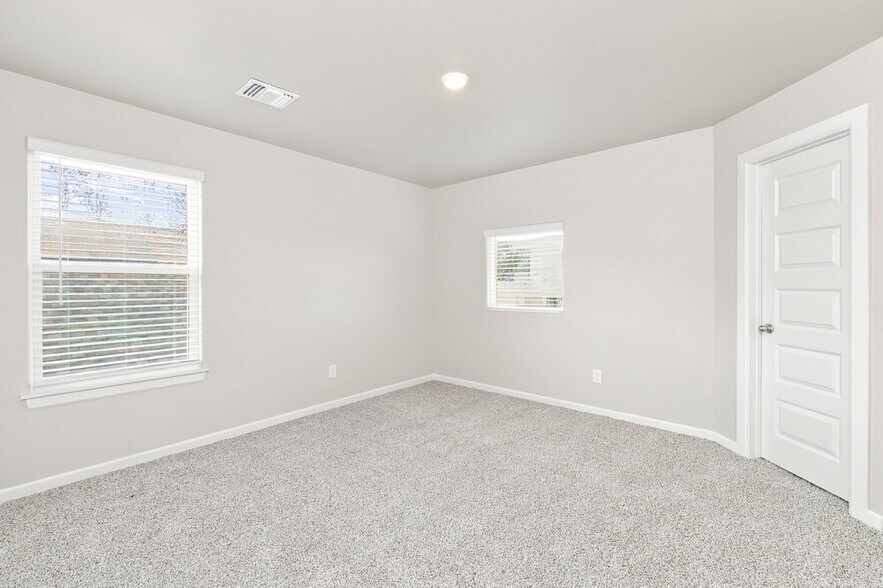 Building Photo - 12720 Carrara Ln
