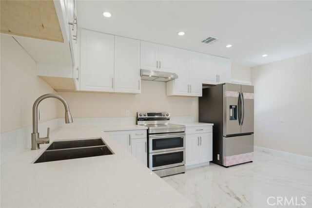Building Photo - 6550 Beeman Ave