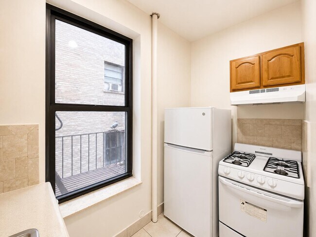 Floorplan - 3135 Broadway