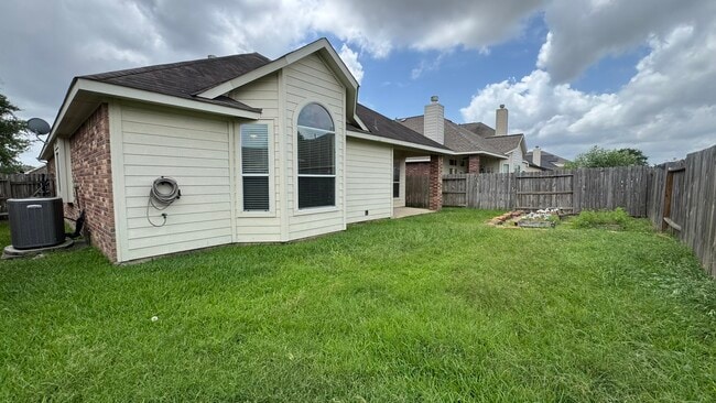 Building Photo - 10006 Kendahlwood Ln