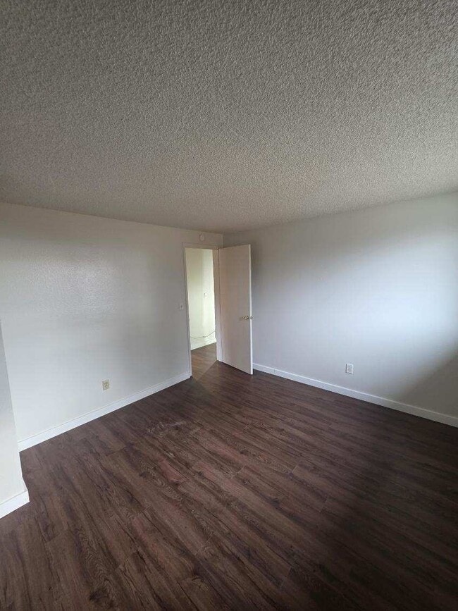 Building Photo - 54-56-56 Shoup St