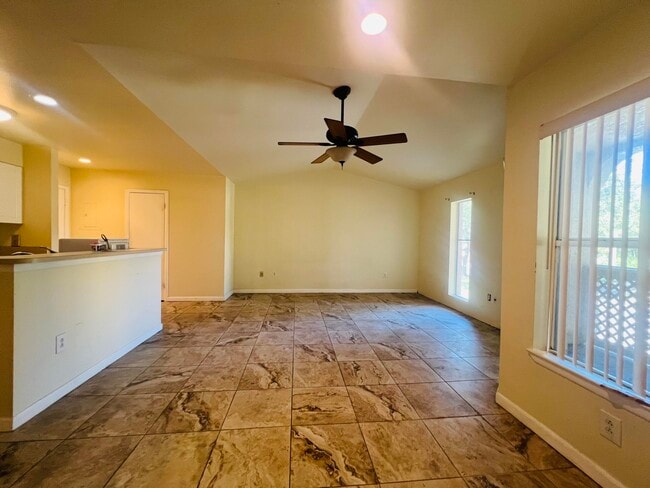 Building Photo - 4791 Via Palm Lakes Via