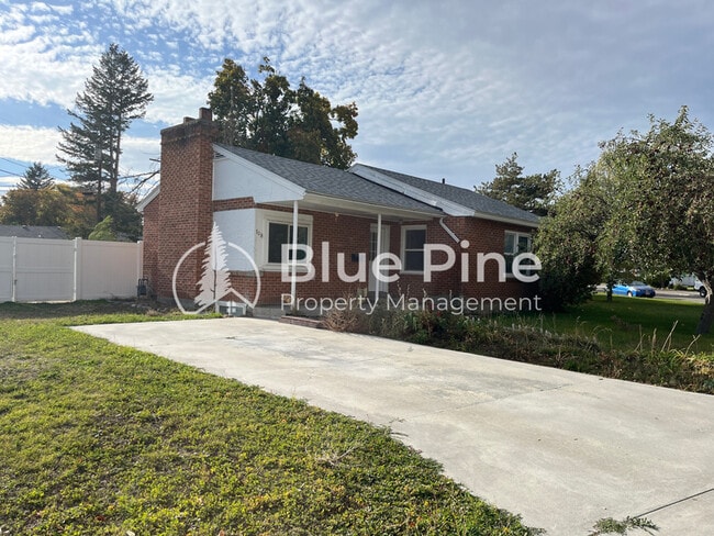 Primary Photo - 108 Horrocks Dr