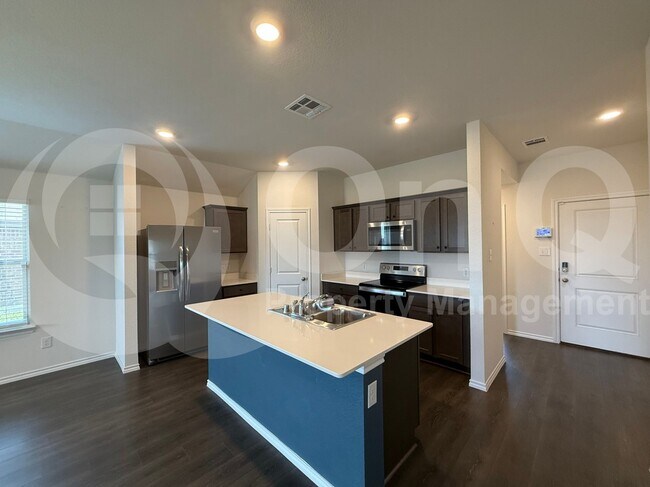 Building Photo - 3060 Stratford Wy