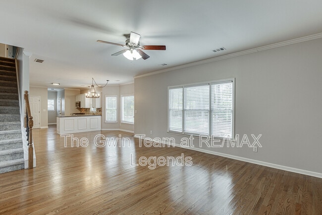 Building Photo - 1795 Lake Heights Cir