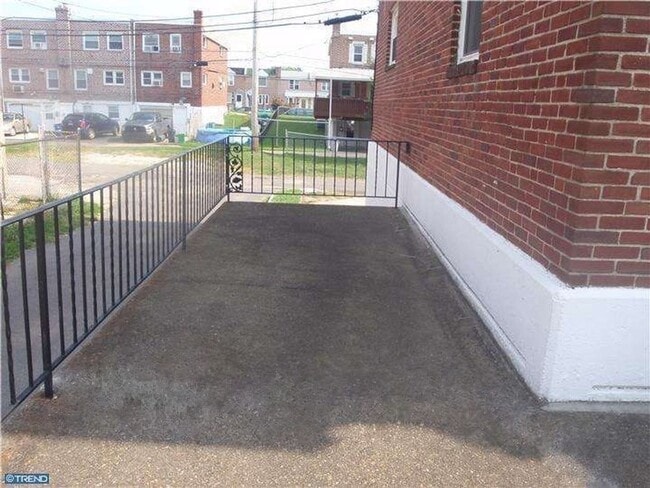 Building Photo - House for Rent in Folcroft