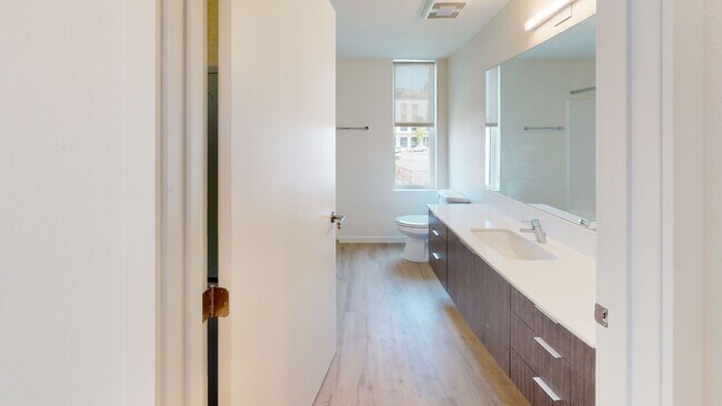 Interior Photo - King Street Flats