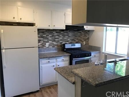 Building Photo - 310 E Blueridge Ave