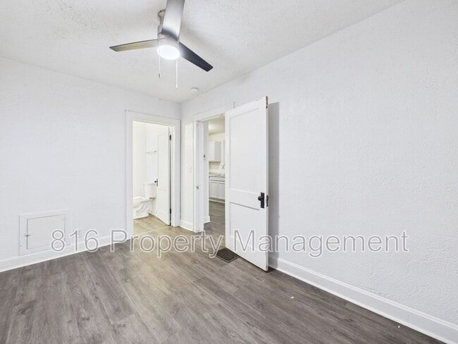 Building Photo - 1513 Rowland Ave