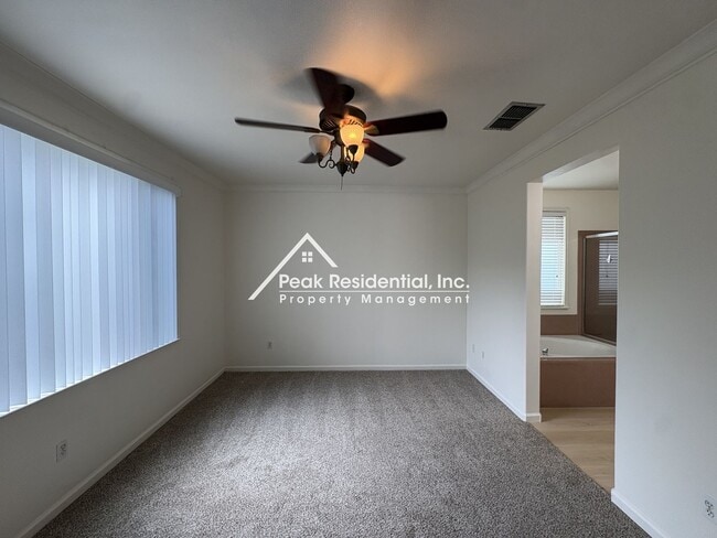 Building Photo - Very Nice Elk Grove 3bd/2ba Home!