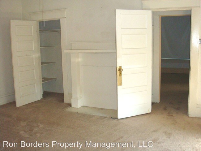 Building Photo - 205 W Gordon St