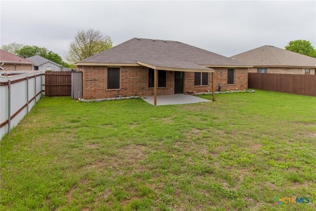 Building Photo - 4406 Bowles Dr