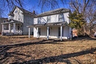 Building Photo - 457 E Vandalia St