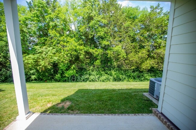 Building Photo - 1041 Honey Bush Cir