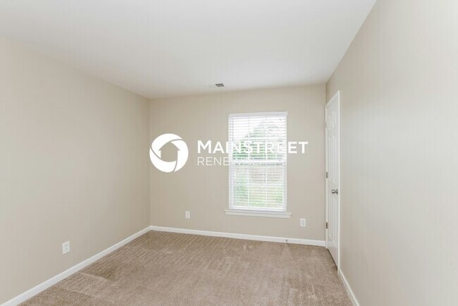 Building Photo - 3 Bedroom Pet-Friendly Home in Charlotte, ...